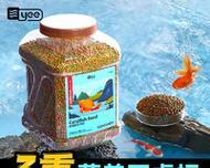 小型鱼的饲料选择与喂养方法（小型鱼饲料的种类及适用性分析）